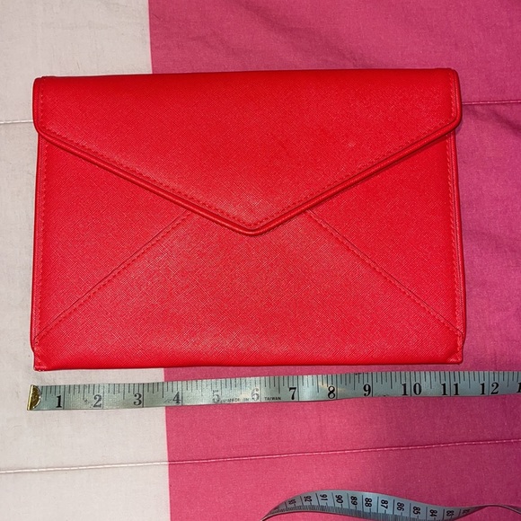 Red Envelope Clutch - Picture 5 of 9